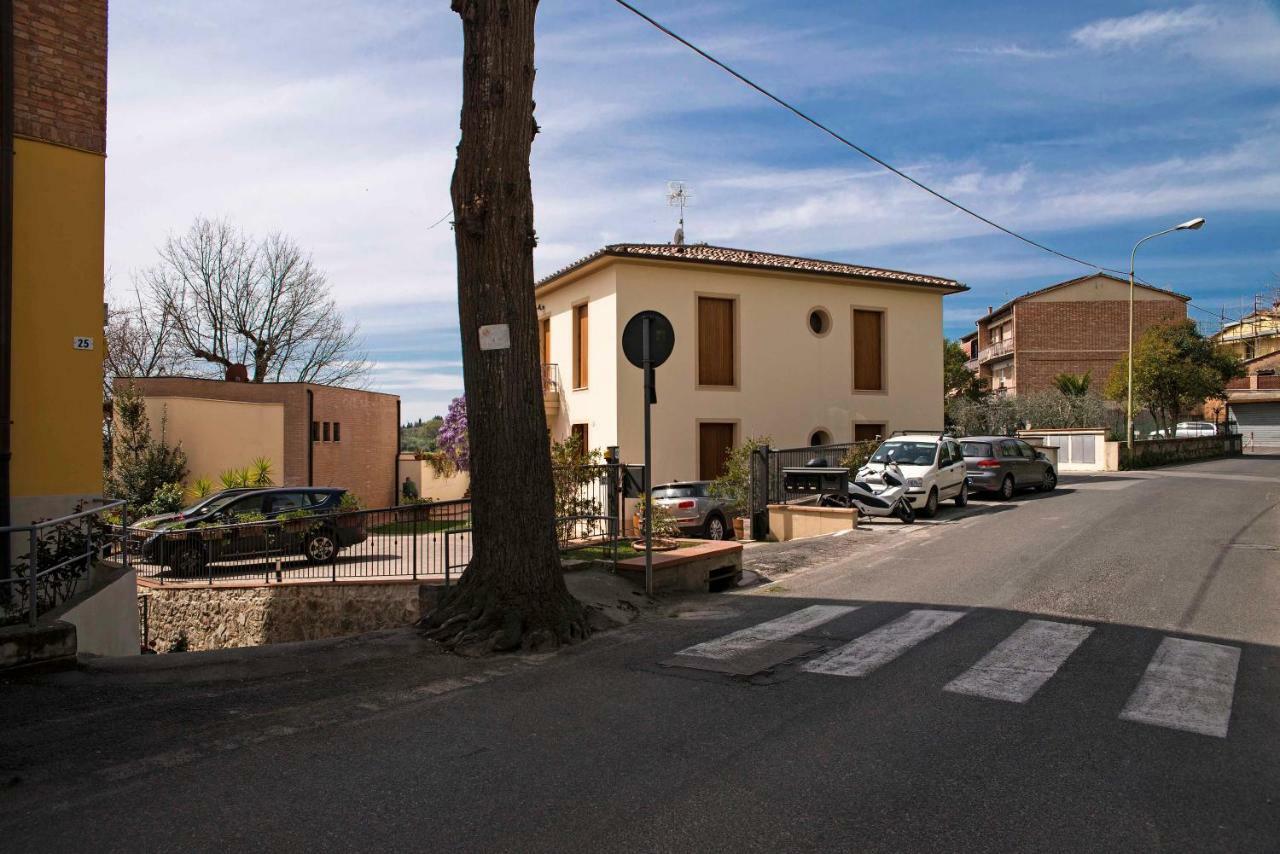 Apartament Casa Il Glicine A Due Passi Dal Centro Siena Zewnętrze zdjęcie
